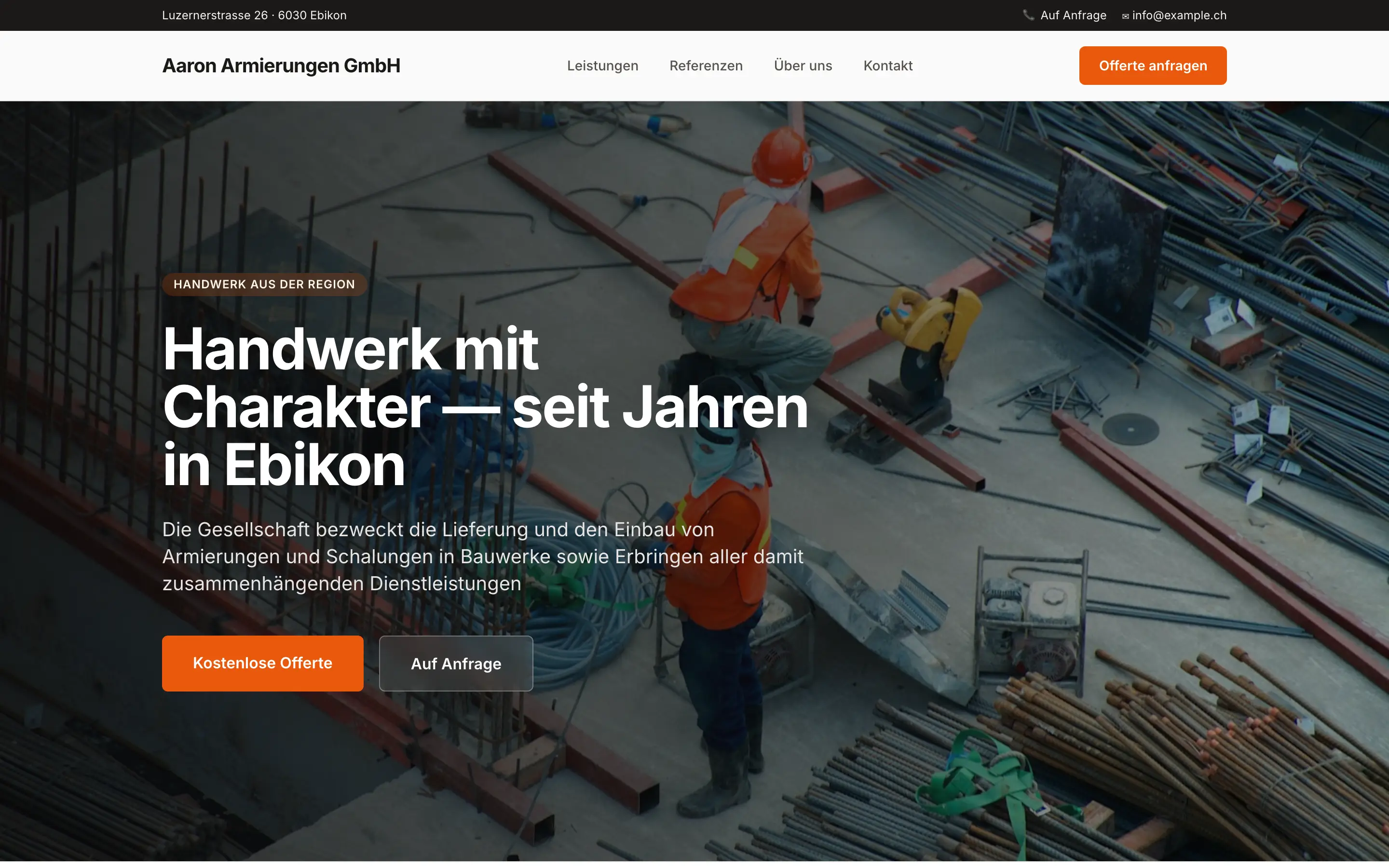 Website der Aaron Armierungen GmbH: dunkler Hero mit Baustellenfoto und Offerten-Button